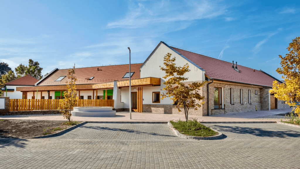 1. kép – A 668 m²-es gárdonyi bölcsőde elkészült épülete.